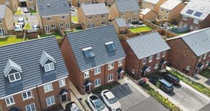 Taylor Wimpey rolls out Keylite ModuLite system